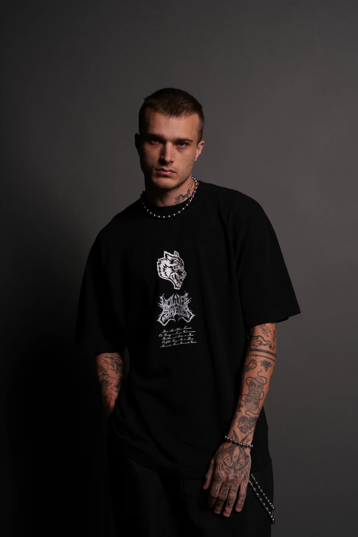 Darc Sport Wolves "Premium" Oversized Tee in Black.
